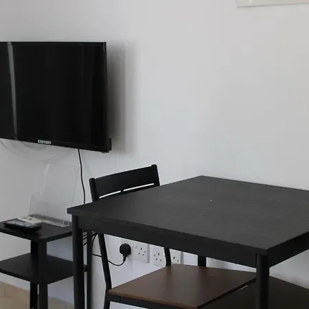 Katsikantaris Homes Lägenhet Paphos